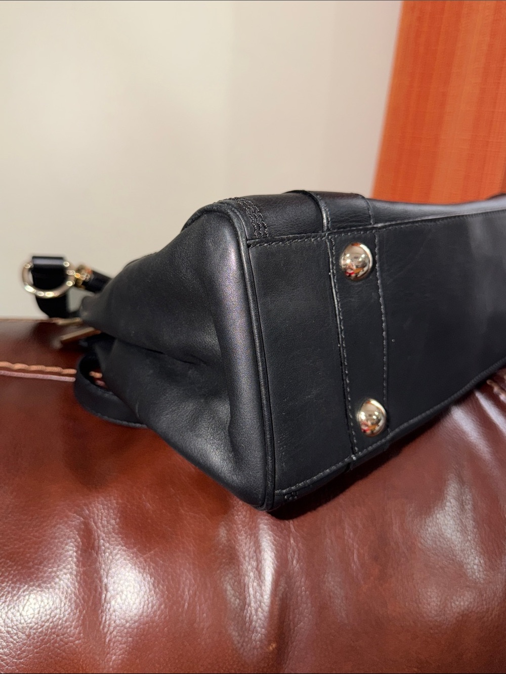 ‼️Vintage Authentic Celine Black Leather Kisslock Shoulder Bag - Picture 13 of 14